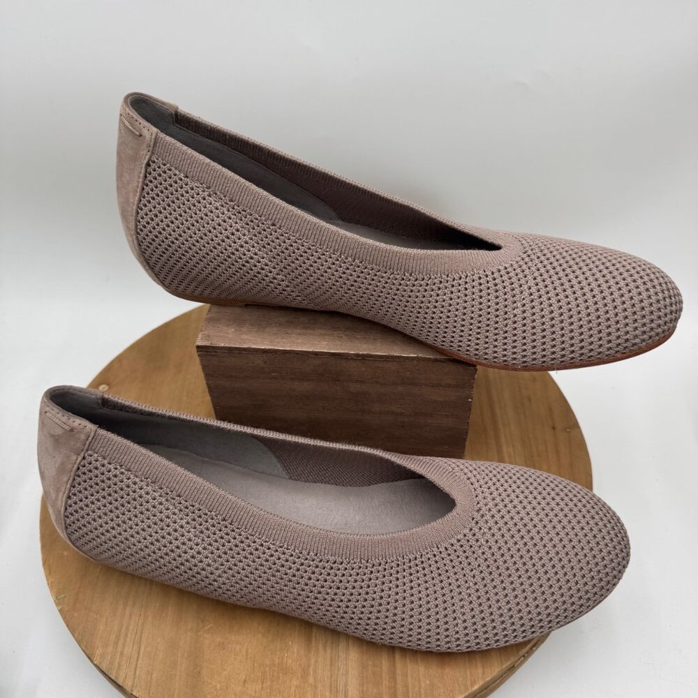 Eileen Fisher Seam Stretch Knit Ballet Flat Tan Size 10